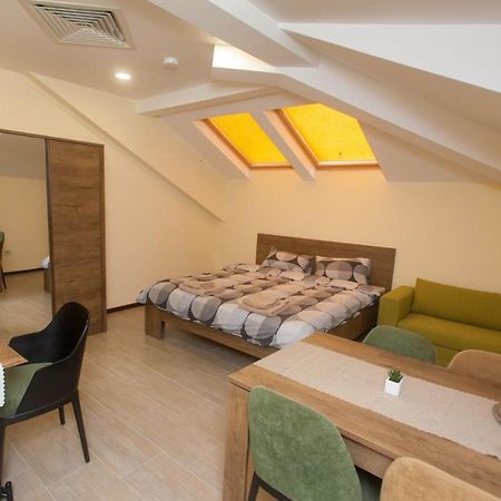 Sofia Family House - Free Parking Hotel Exterior foto