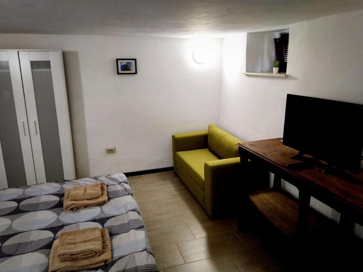 Sofia Family House - Free Parking Hotel Exterior foto